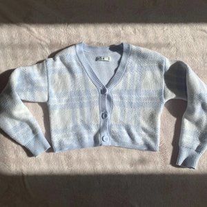 hollister cropped cardigan XS
